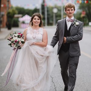 Meet your Posher, Charlotte